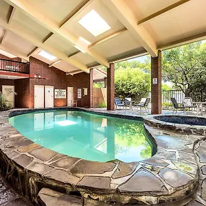 4* Hotel Comfort & Sombrero